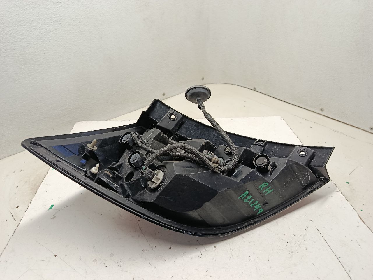 Part image 8