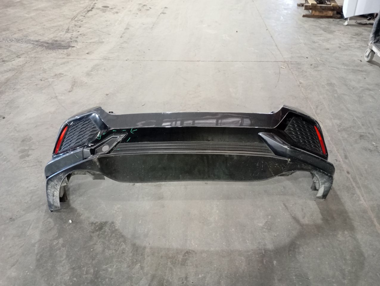 Part image 3