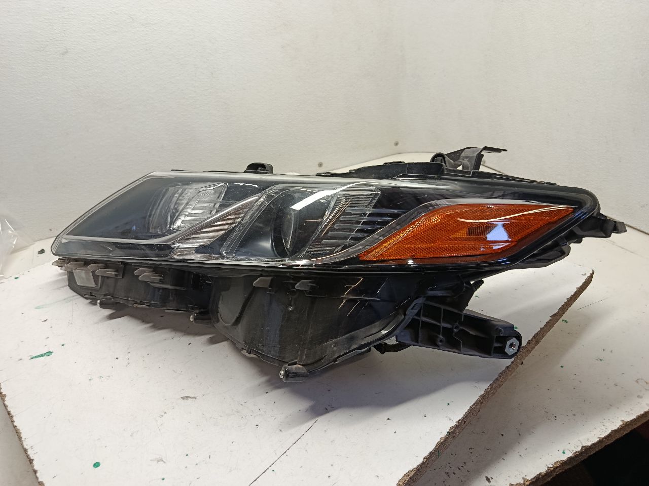 Part image 3