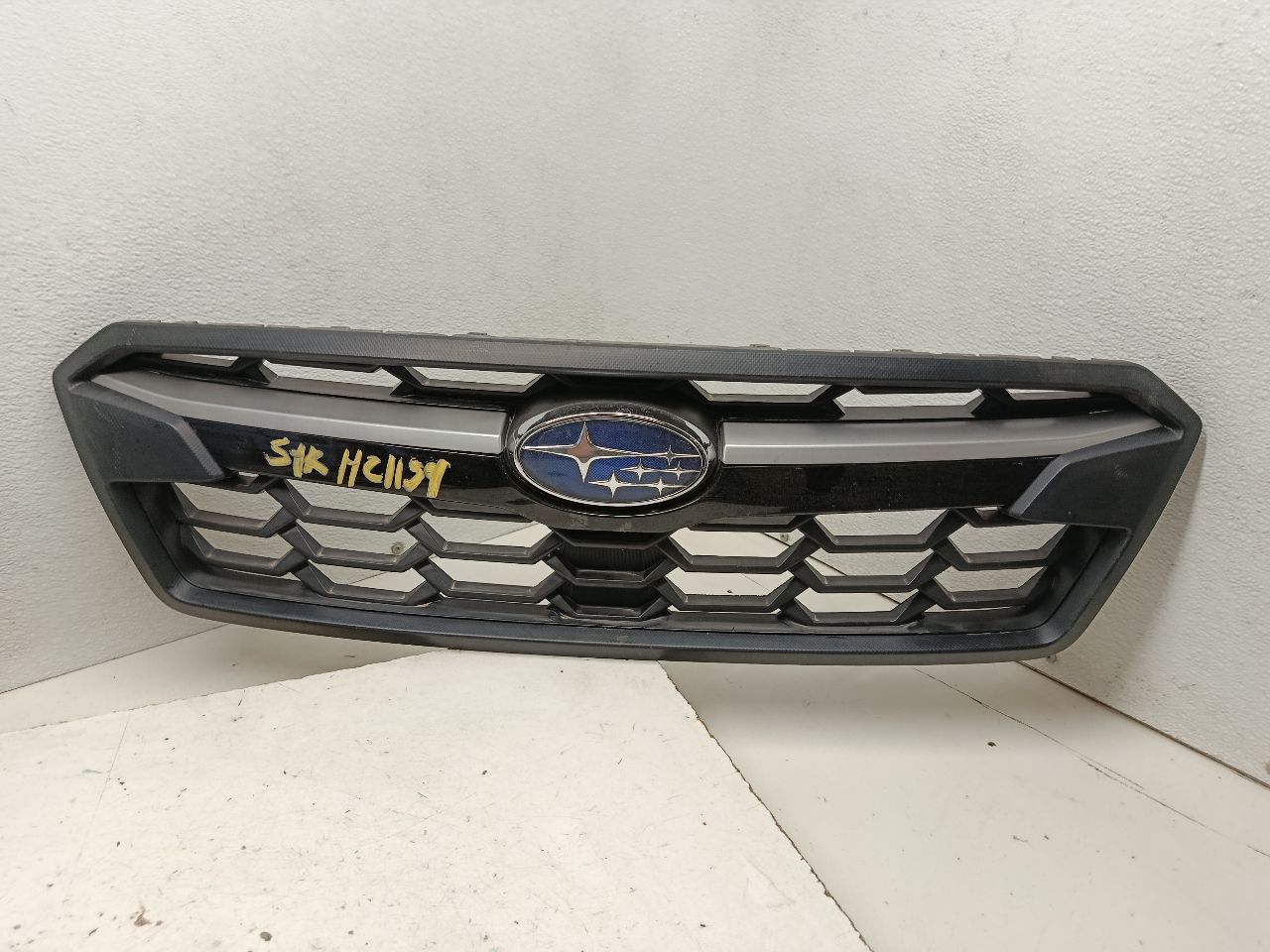 2018 Subaru XV CROSSTREK Grille