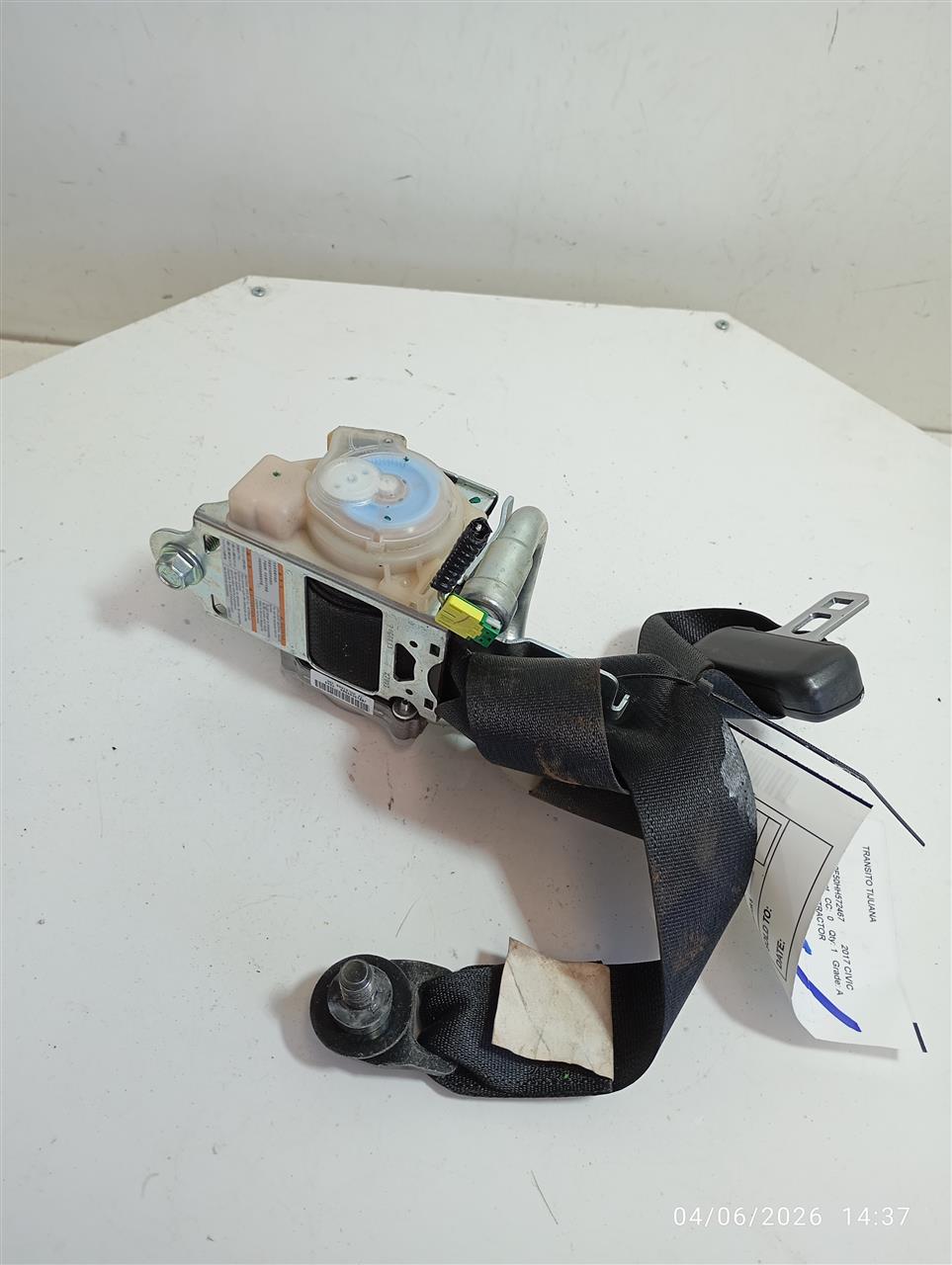 Used 2017 Honda CIVIC retractor - Stock #A14956