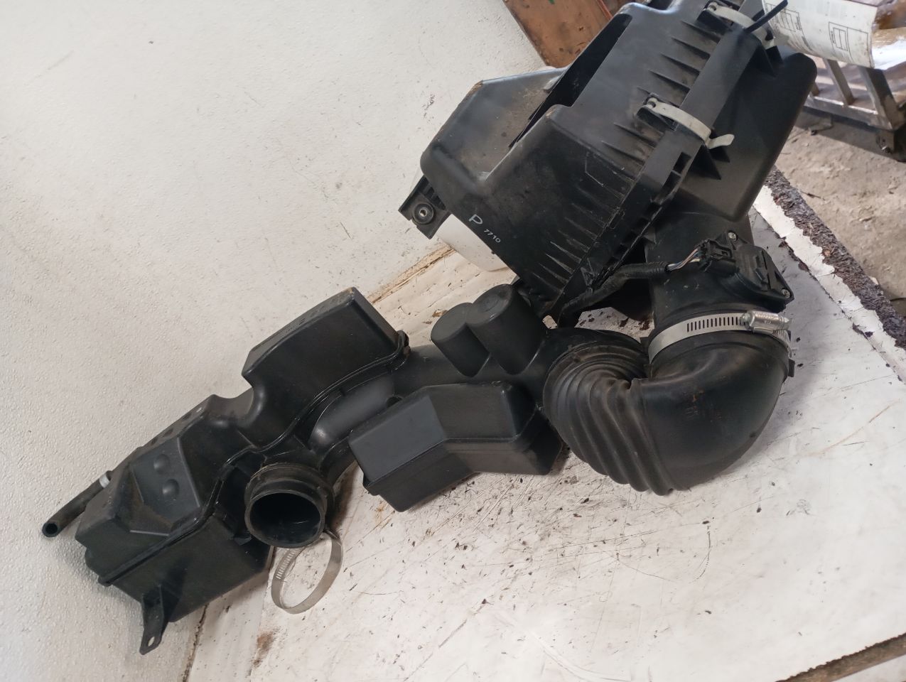 Part image 4