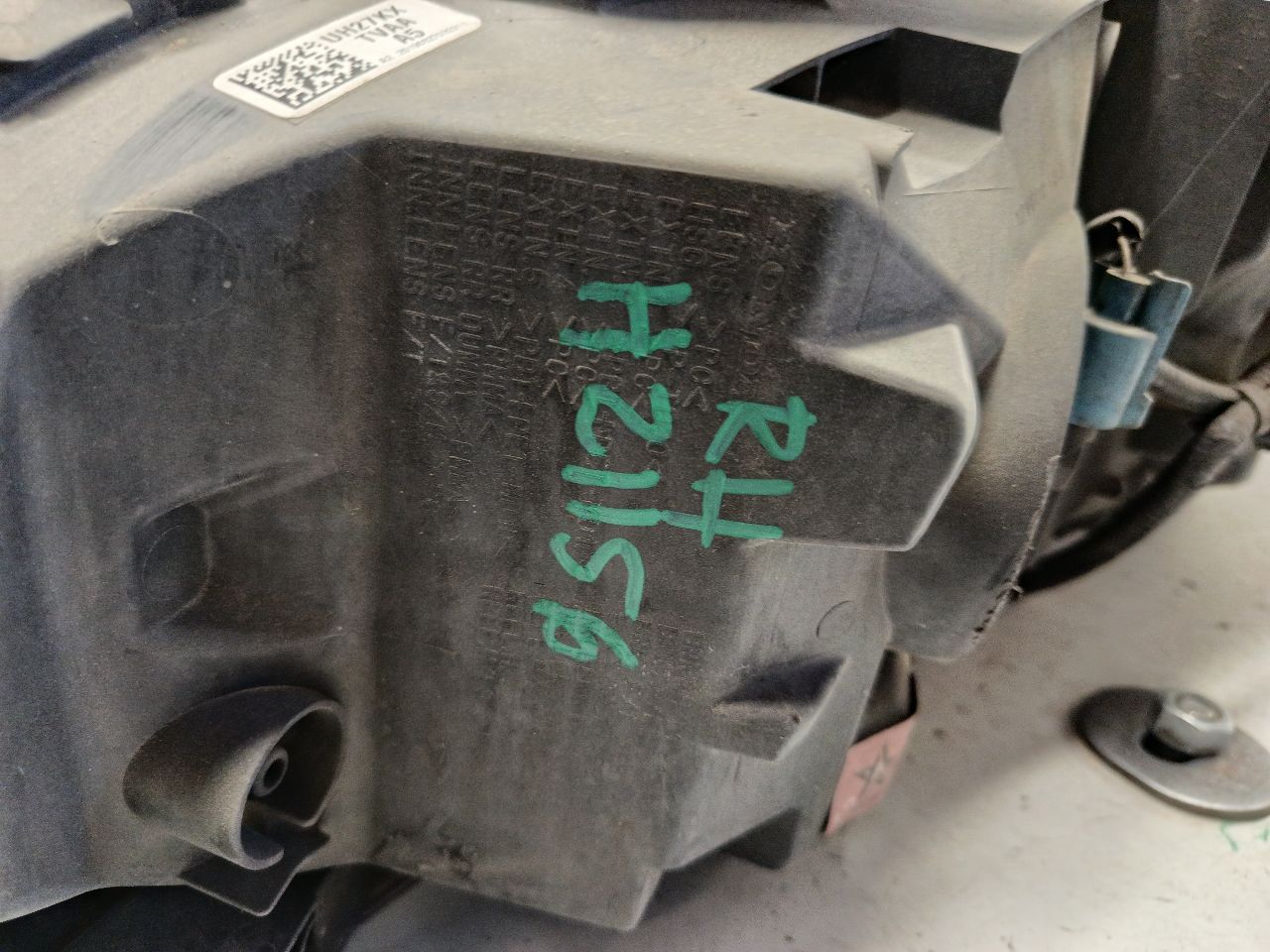 Part image 6