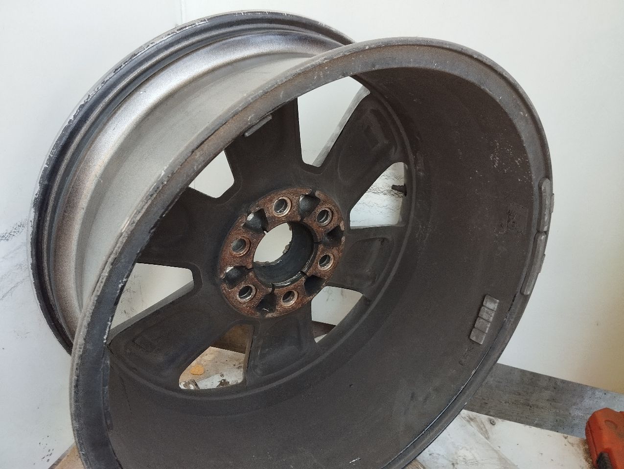 Part image 3