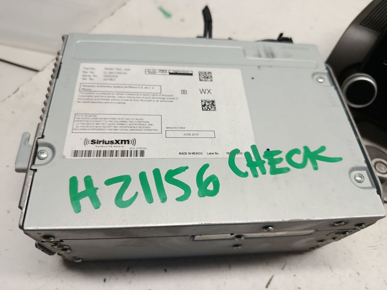 Part image 3