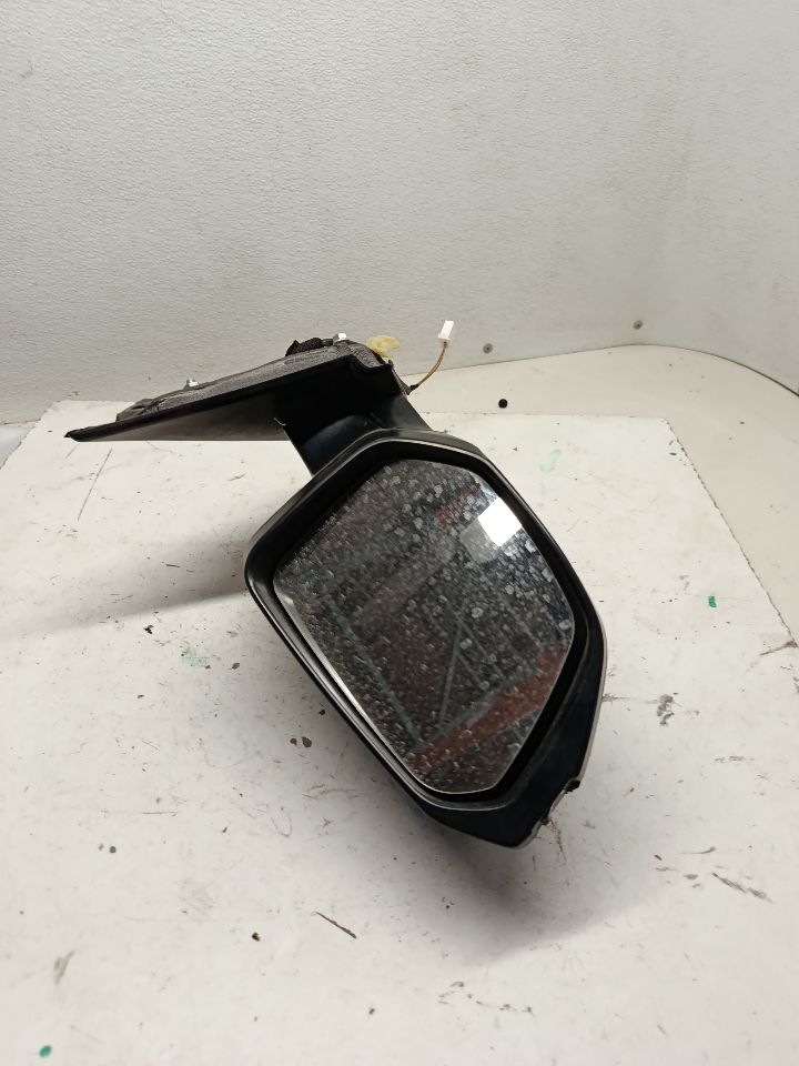 Part image 7