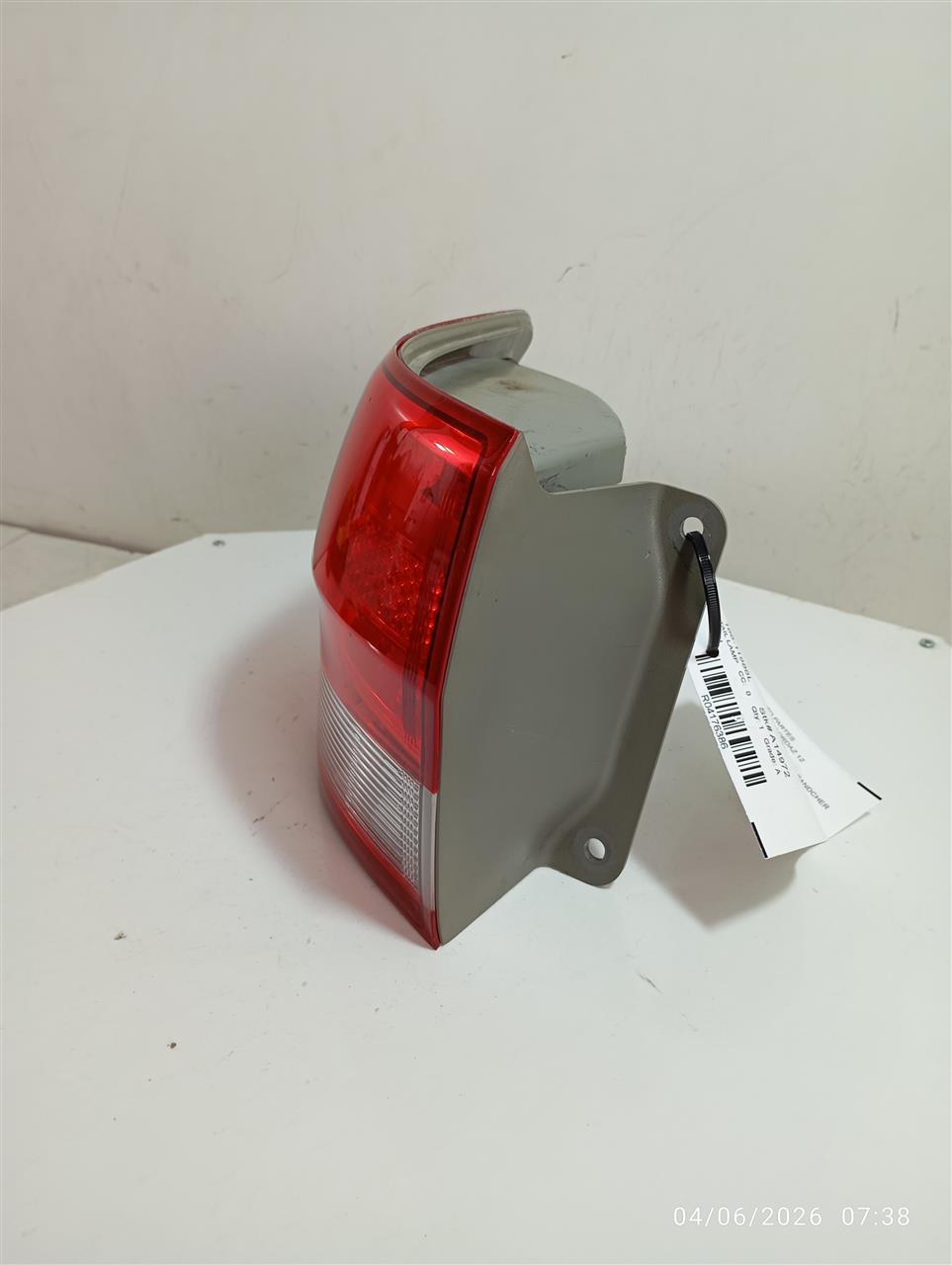 Part image 3