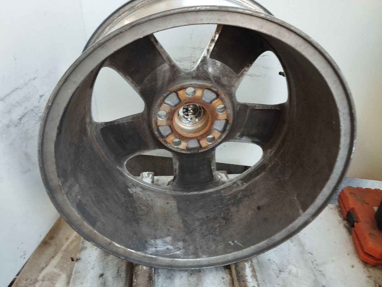 Part image 3