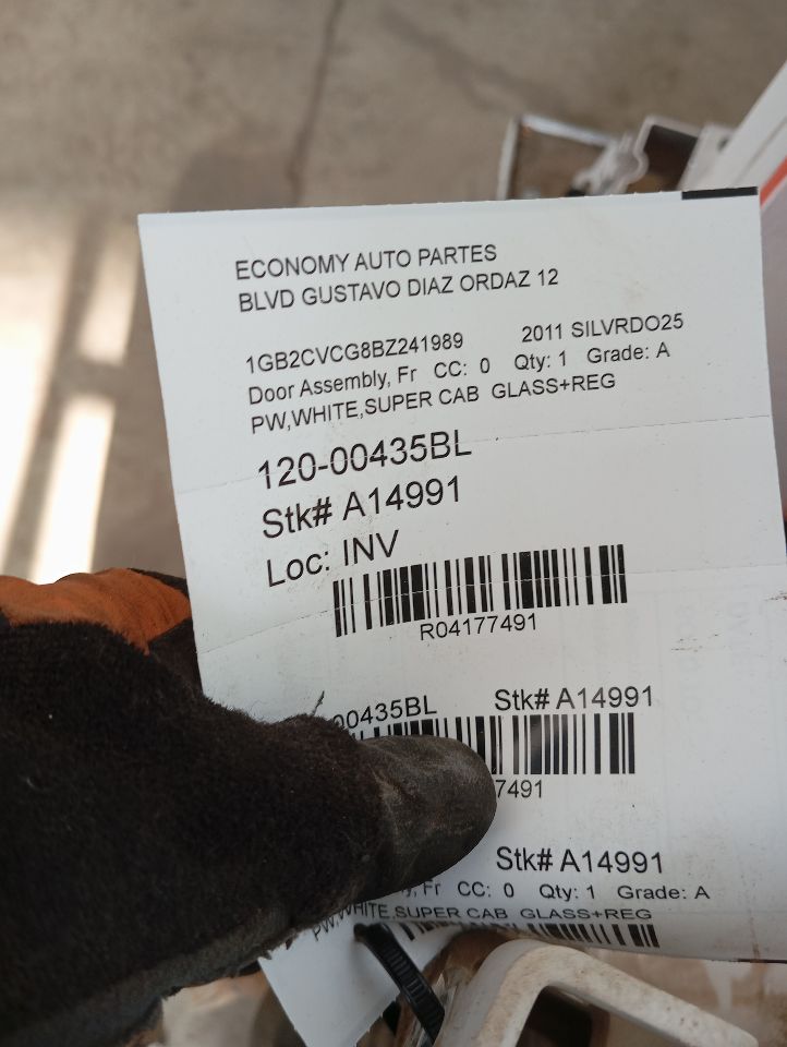 2011 General Motors SILVERADO 2500 PICKUP Door Assembly, Fr