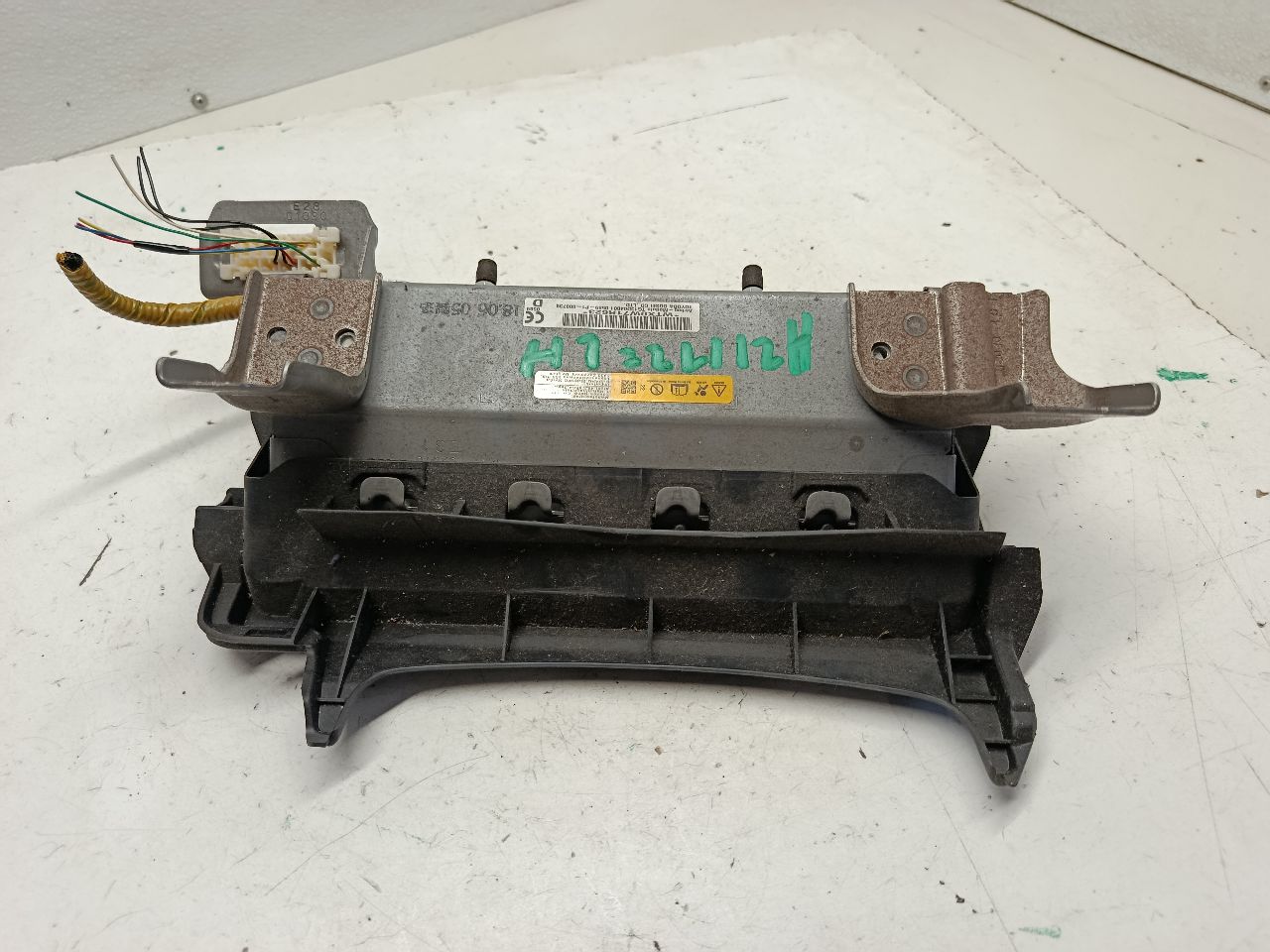 Part image 4