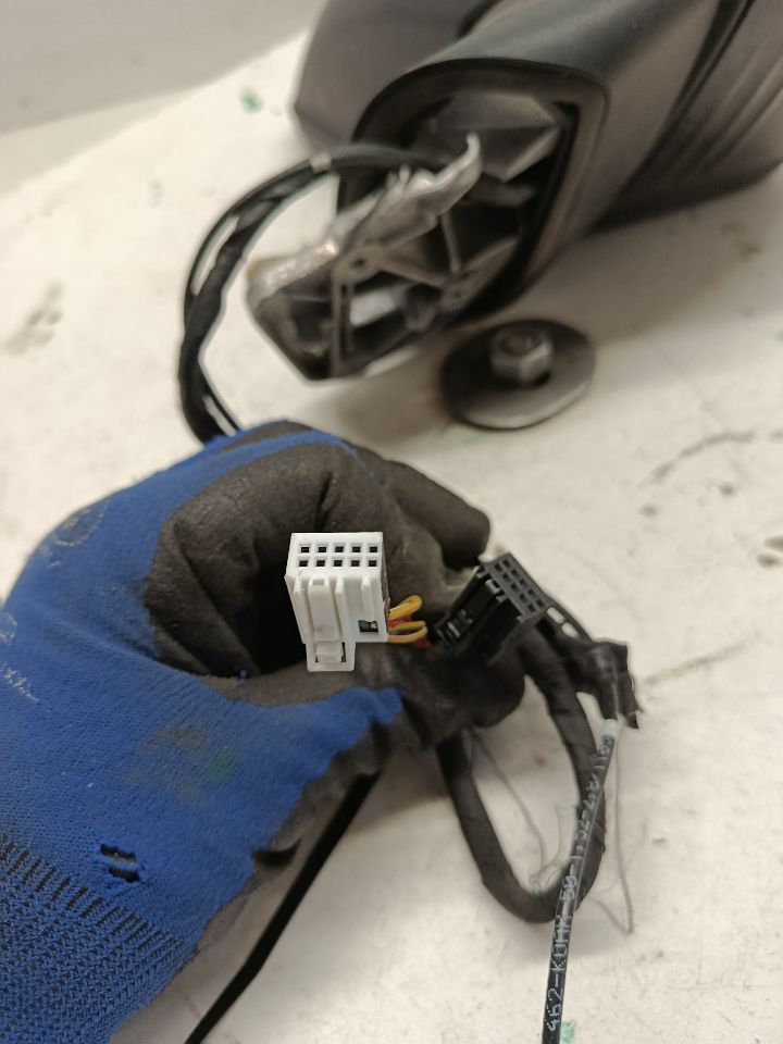 Part image 11