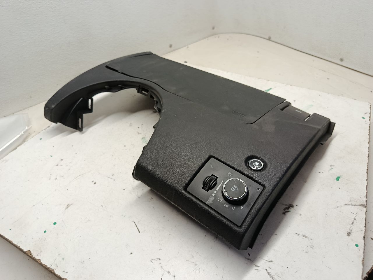 Part image 3