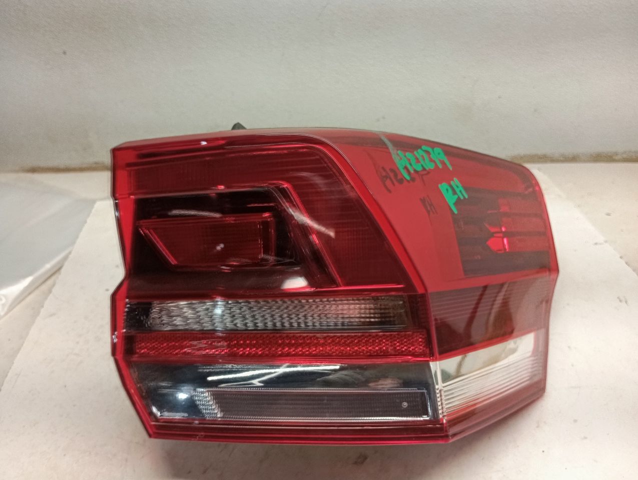 Part image 1