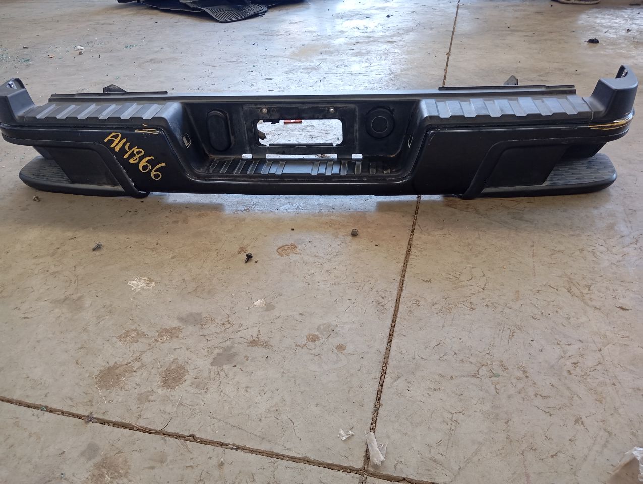 Part image 3