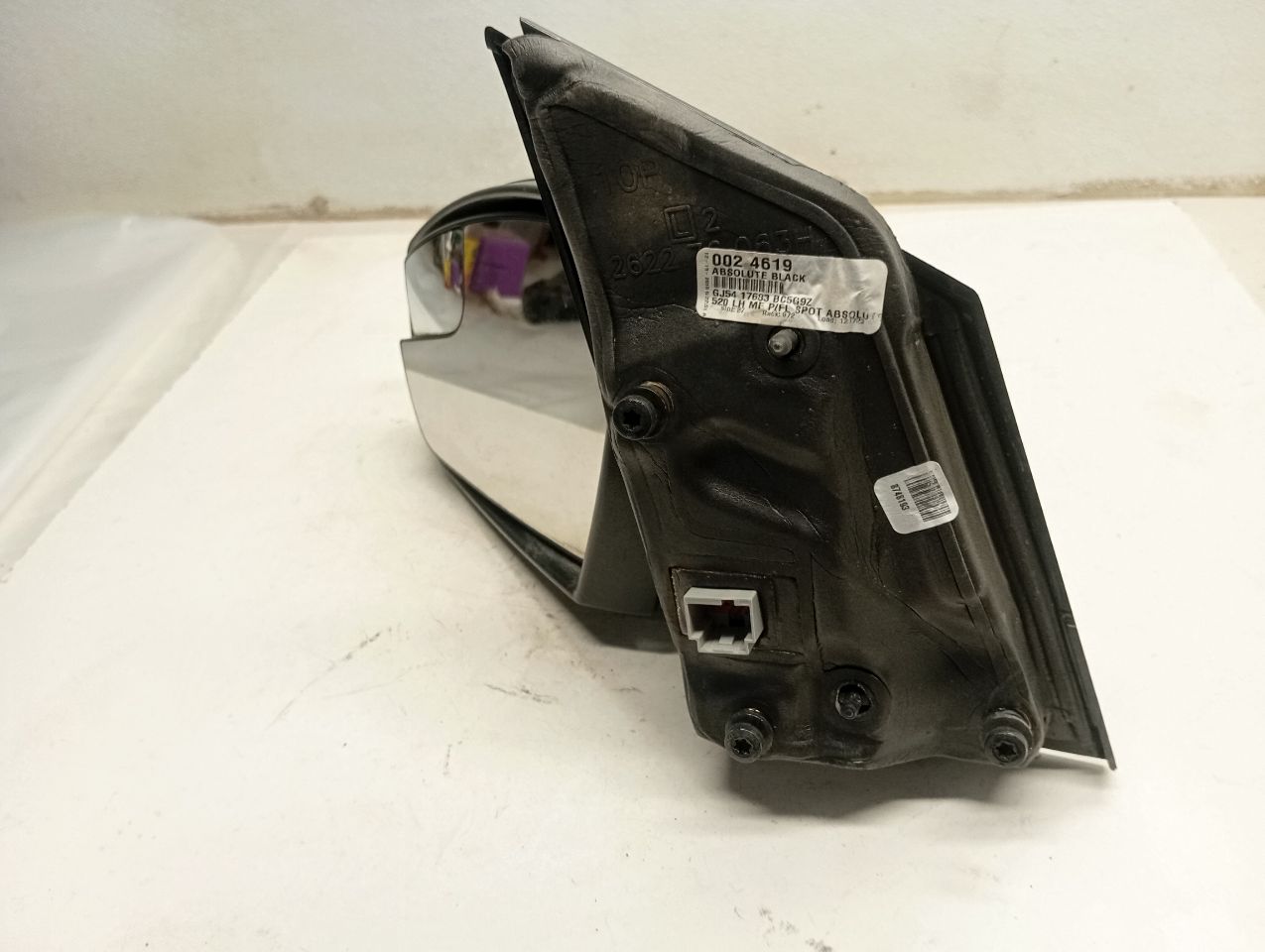 Part image 3