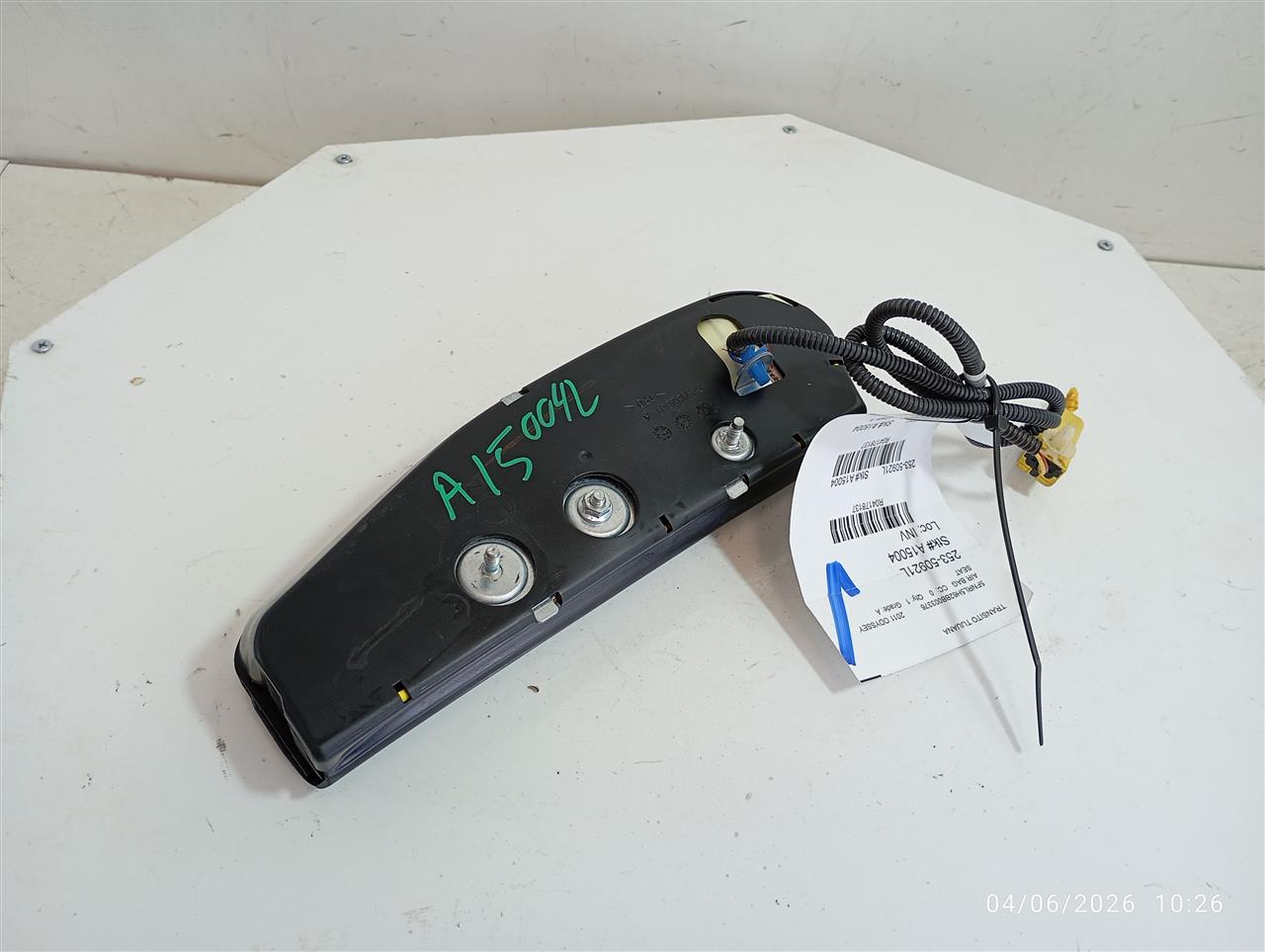 Part image 1