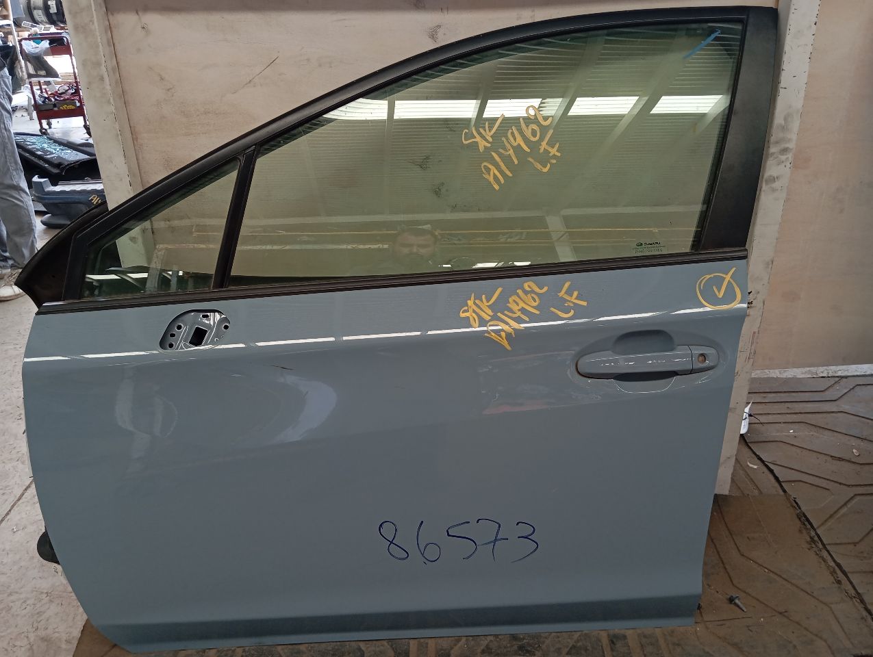 Part image 3