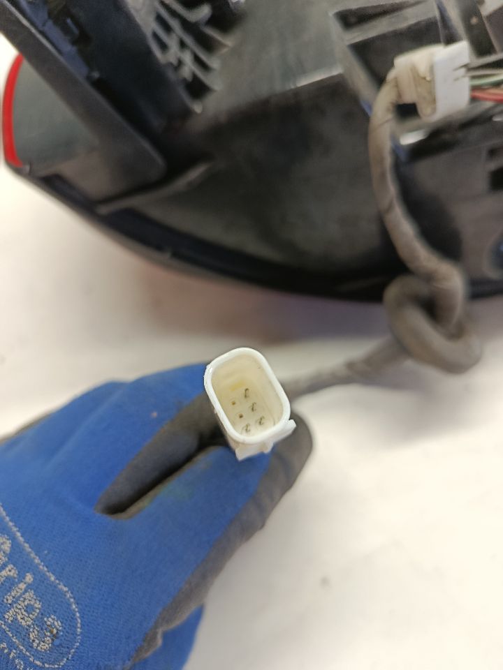 Part image 7