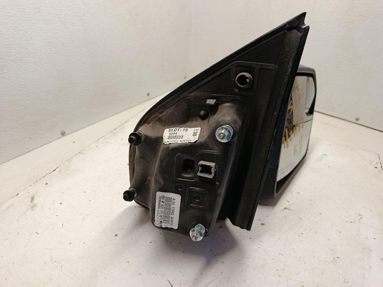 Part image 3