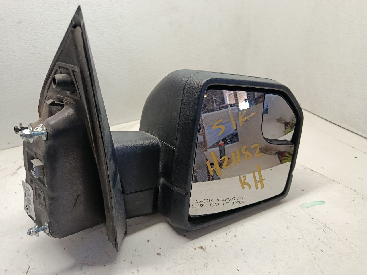 Part image 4