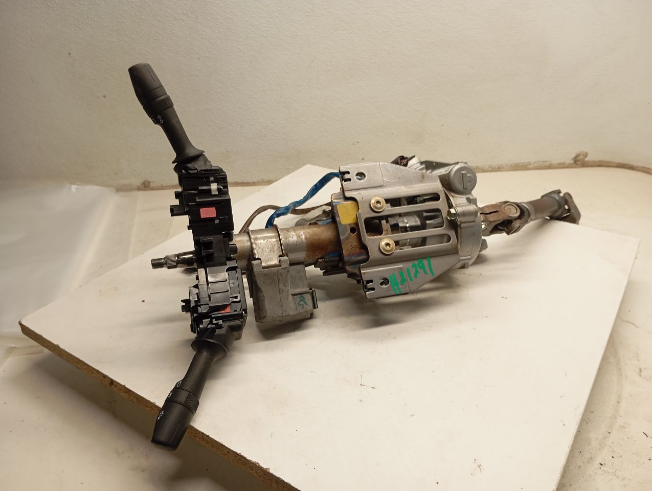 Part image 4