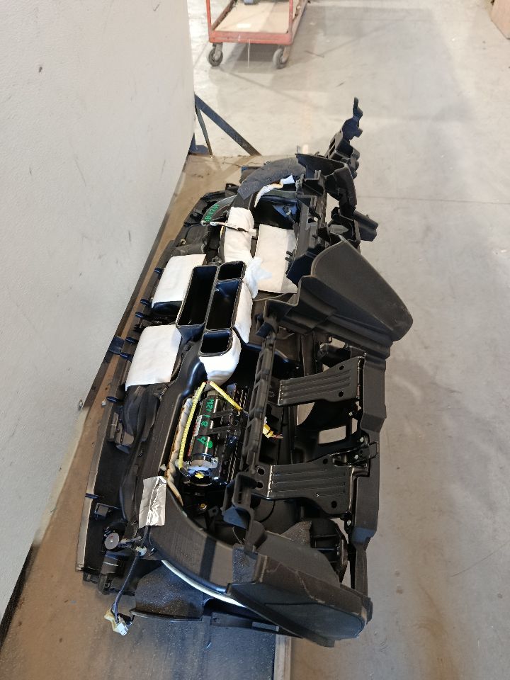 Part image 8