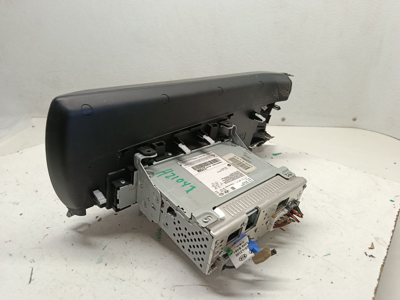 Part image 3