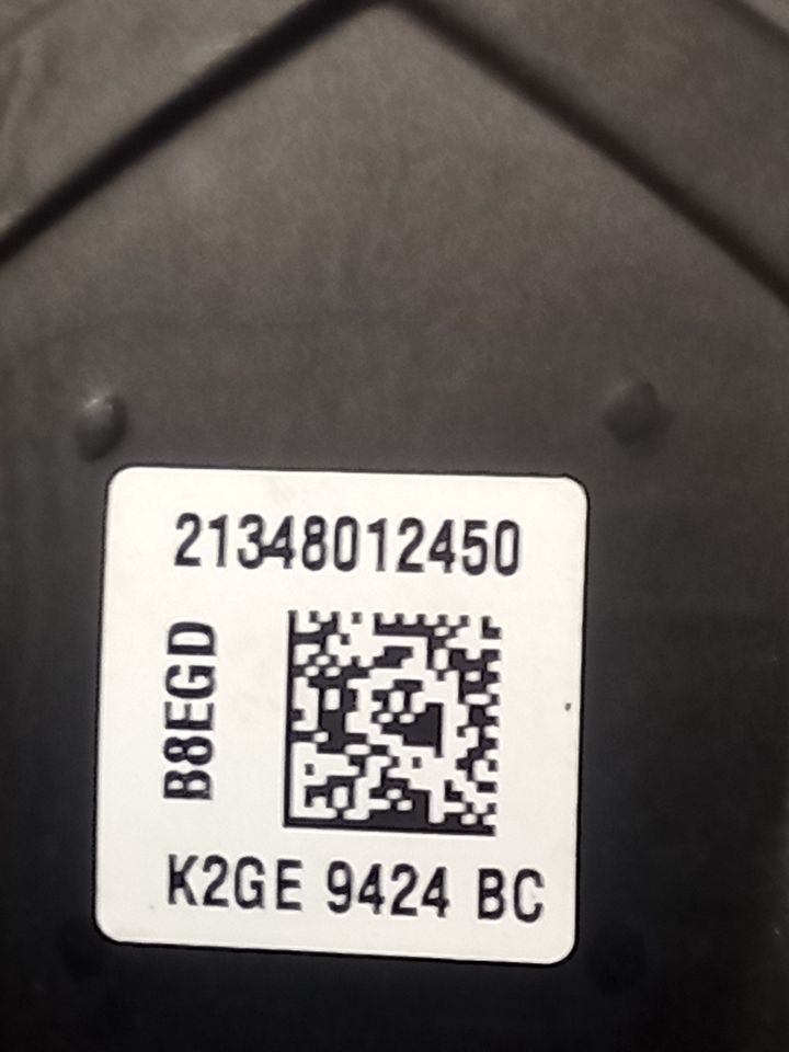 Part image 10