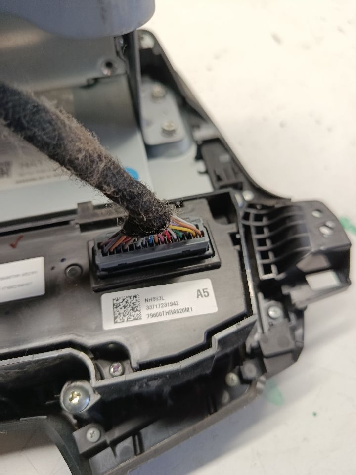 Part image 8