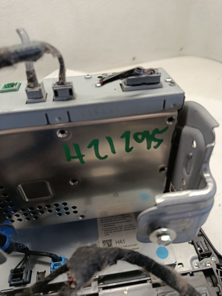 Part image 10