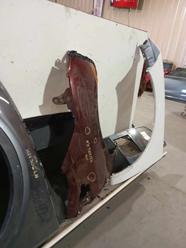 Part image 4