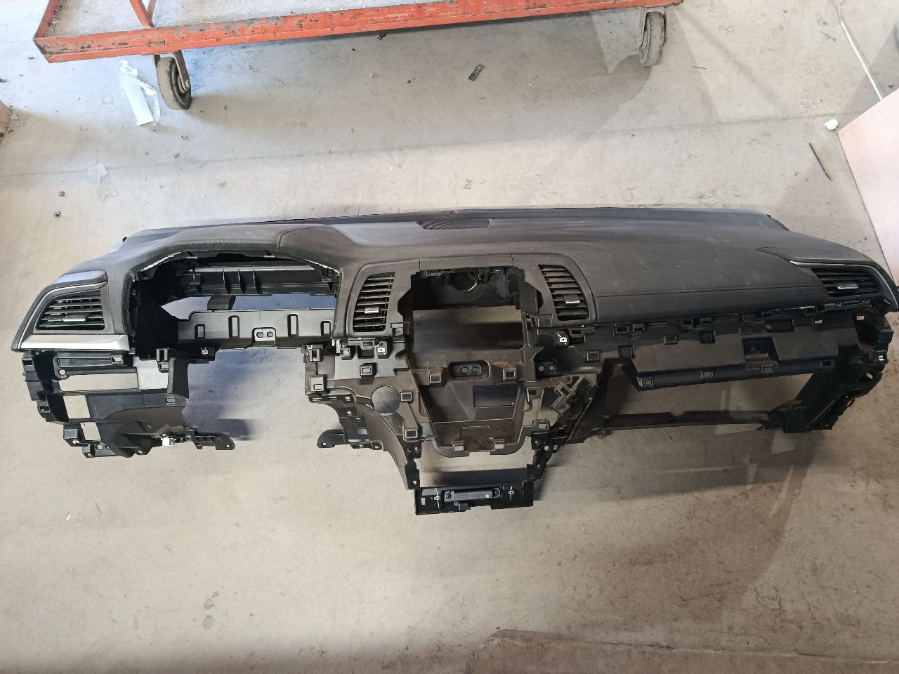 Part image 1