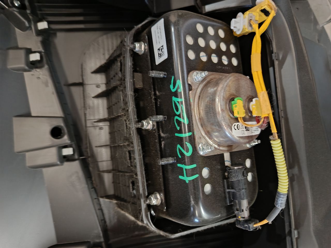 Part image 6