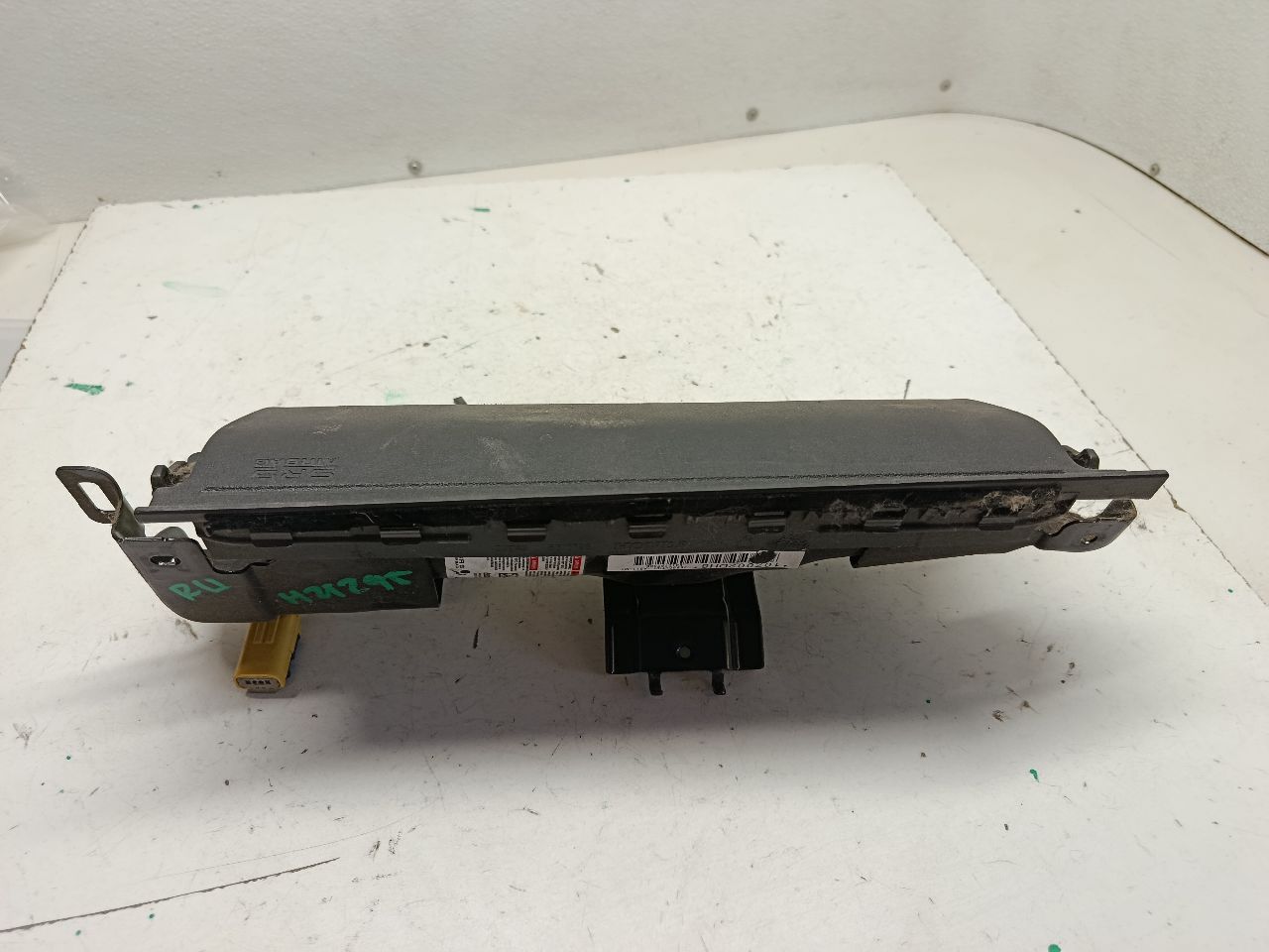 Part image 3