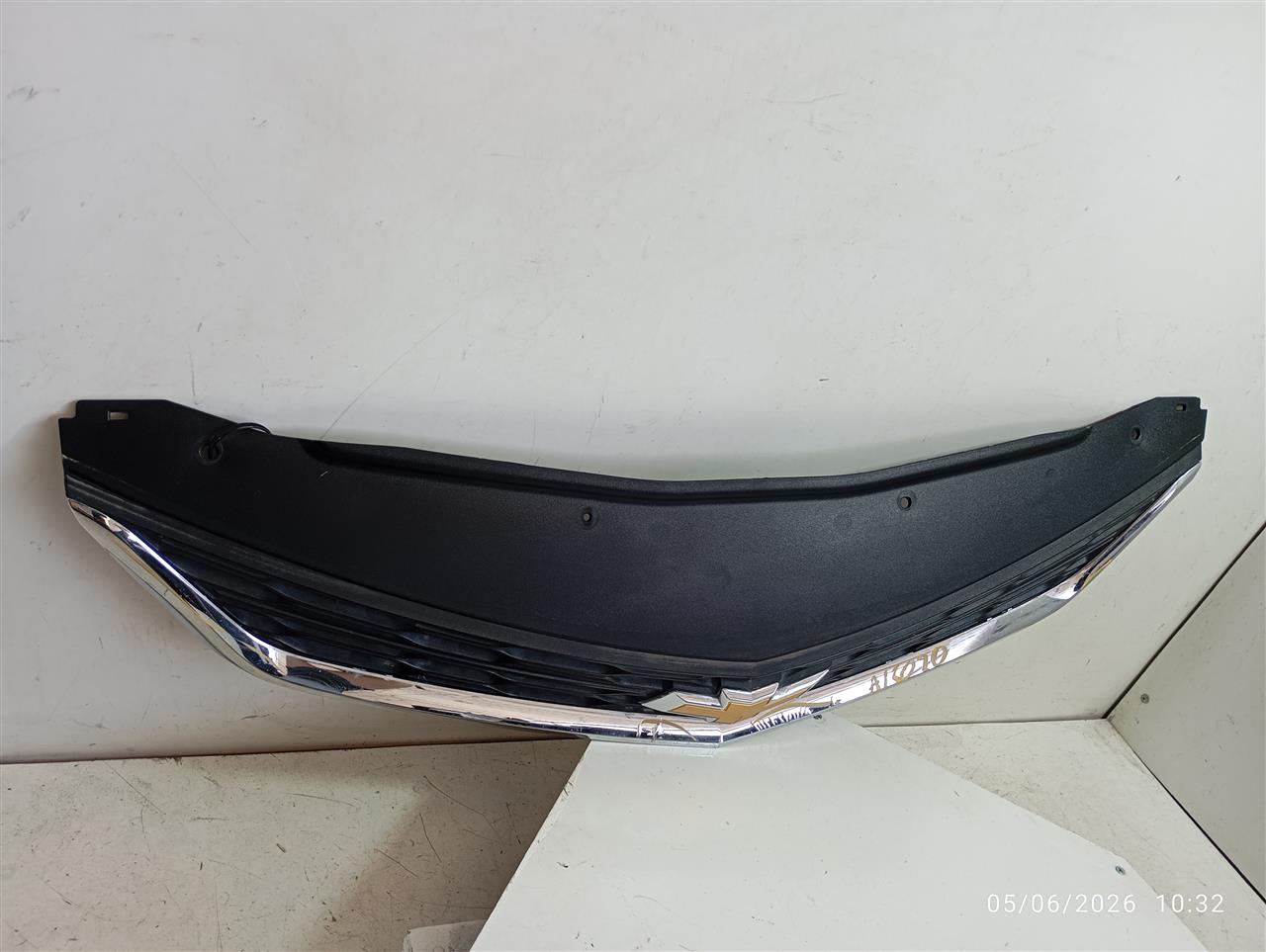 Part image 3