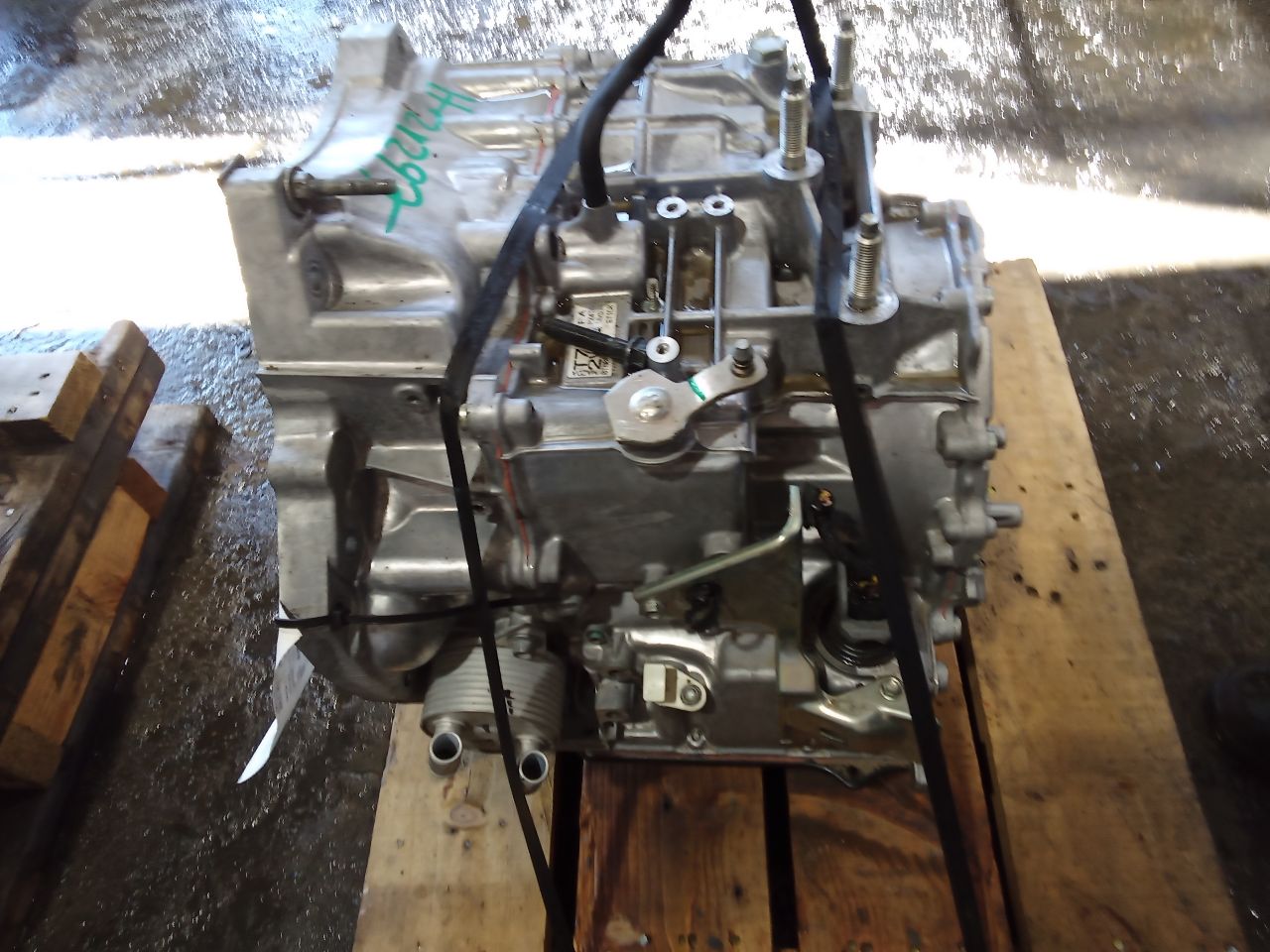 Part image 3