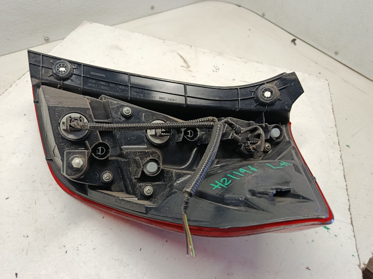 Part image 8