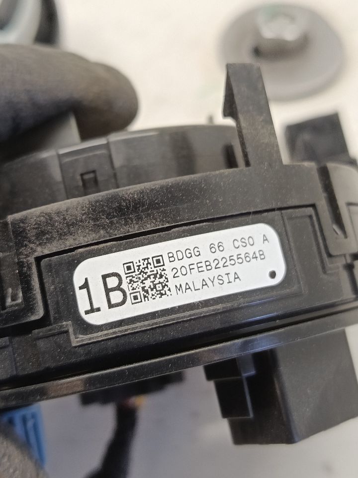 Part image 8