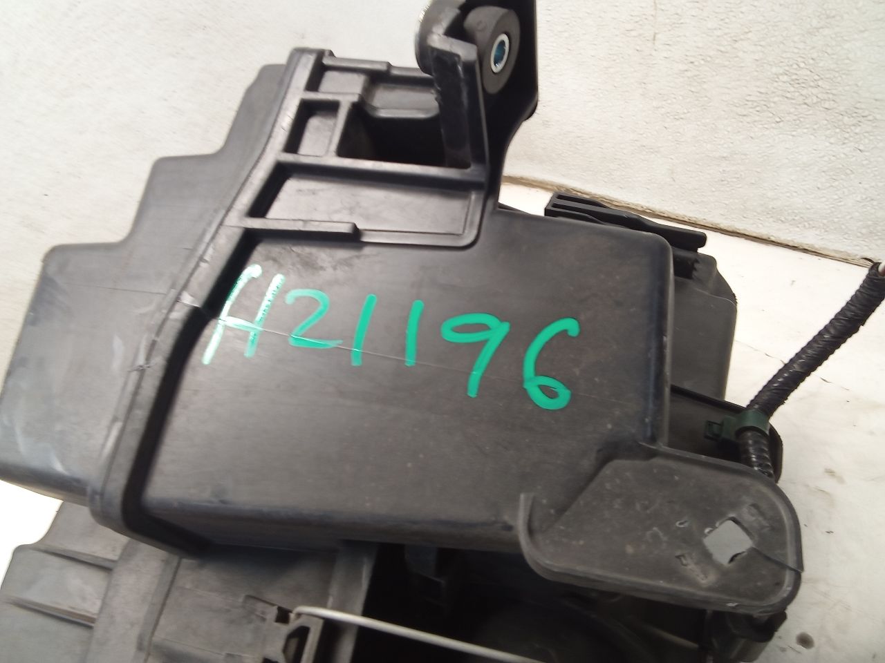 Part image 6