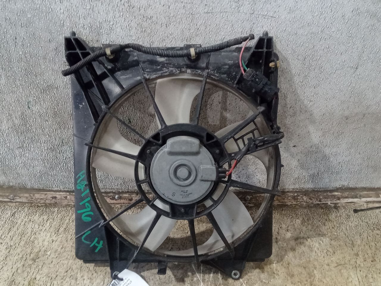 Part image 3