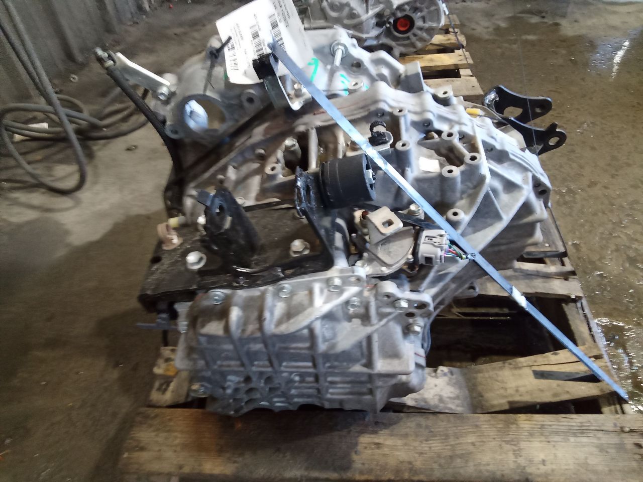 Part image 3
