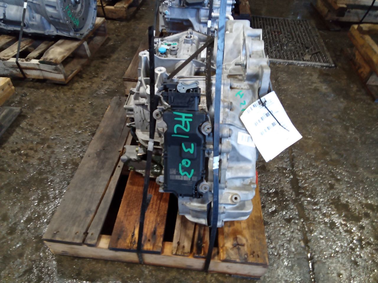 Part image 4