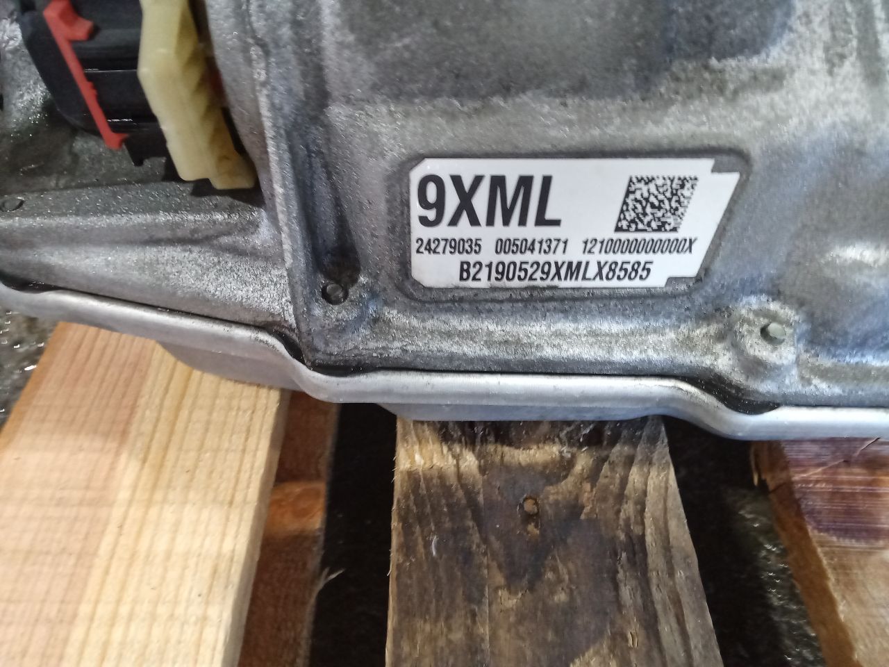 Part image 3
