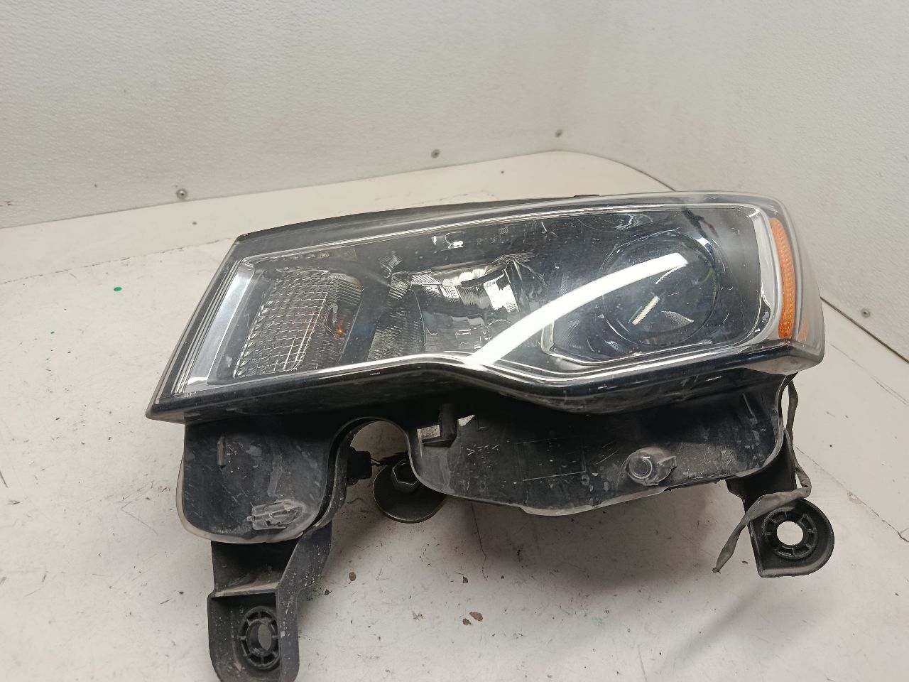 2022 GRAND CHEROKEE Jeep Headlamp Assembly