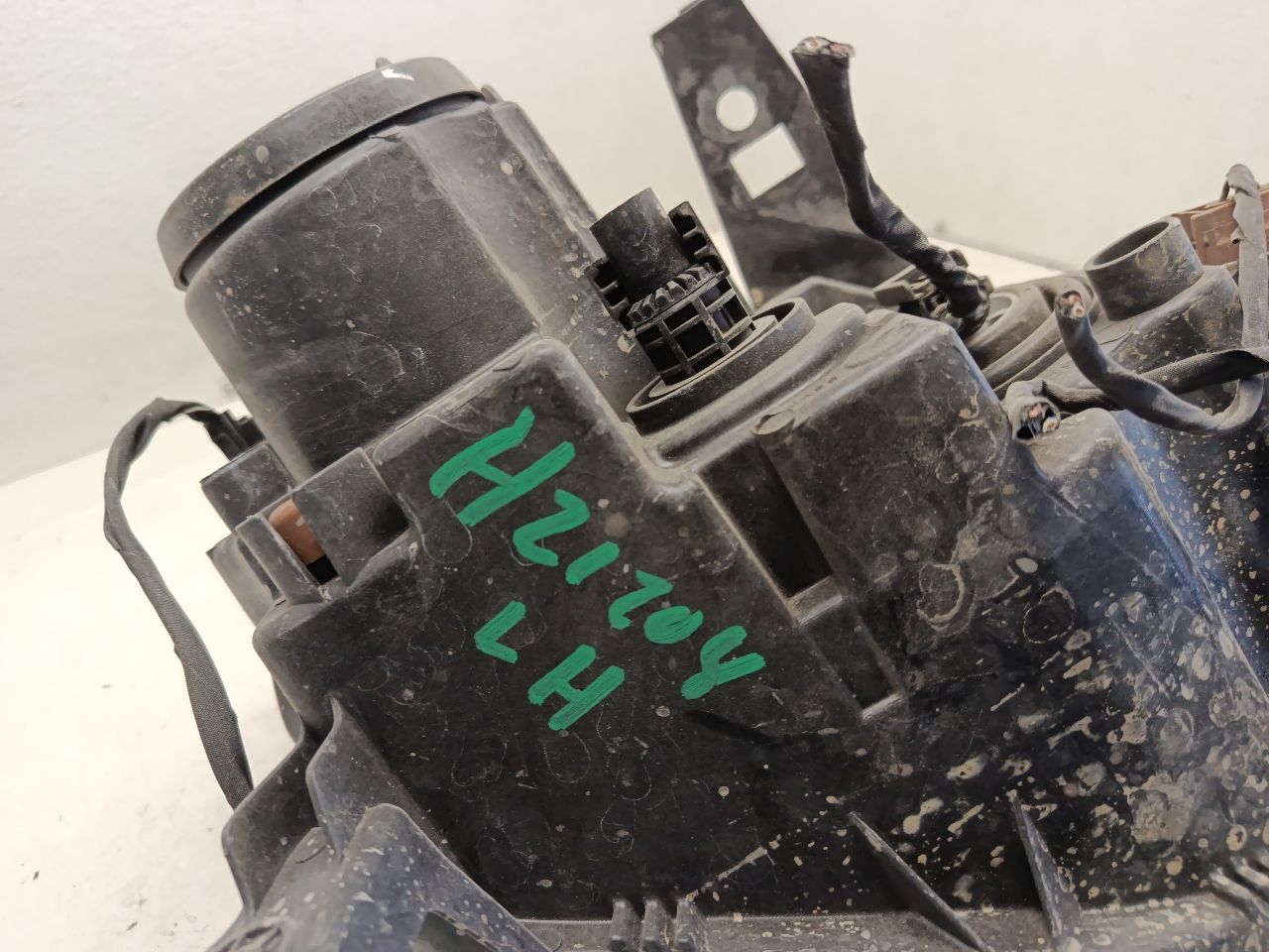 Part image 6