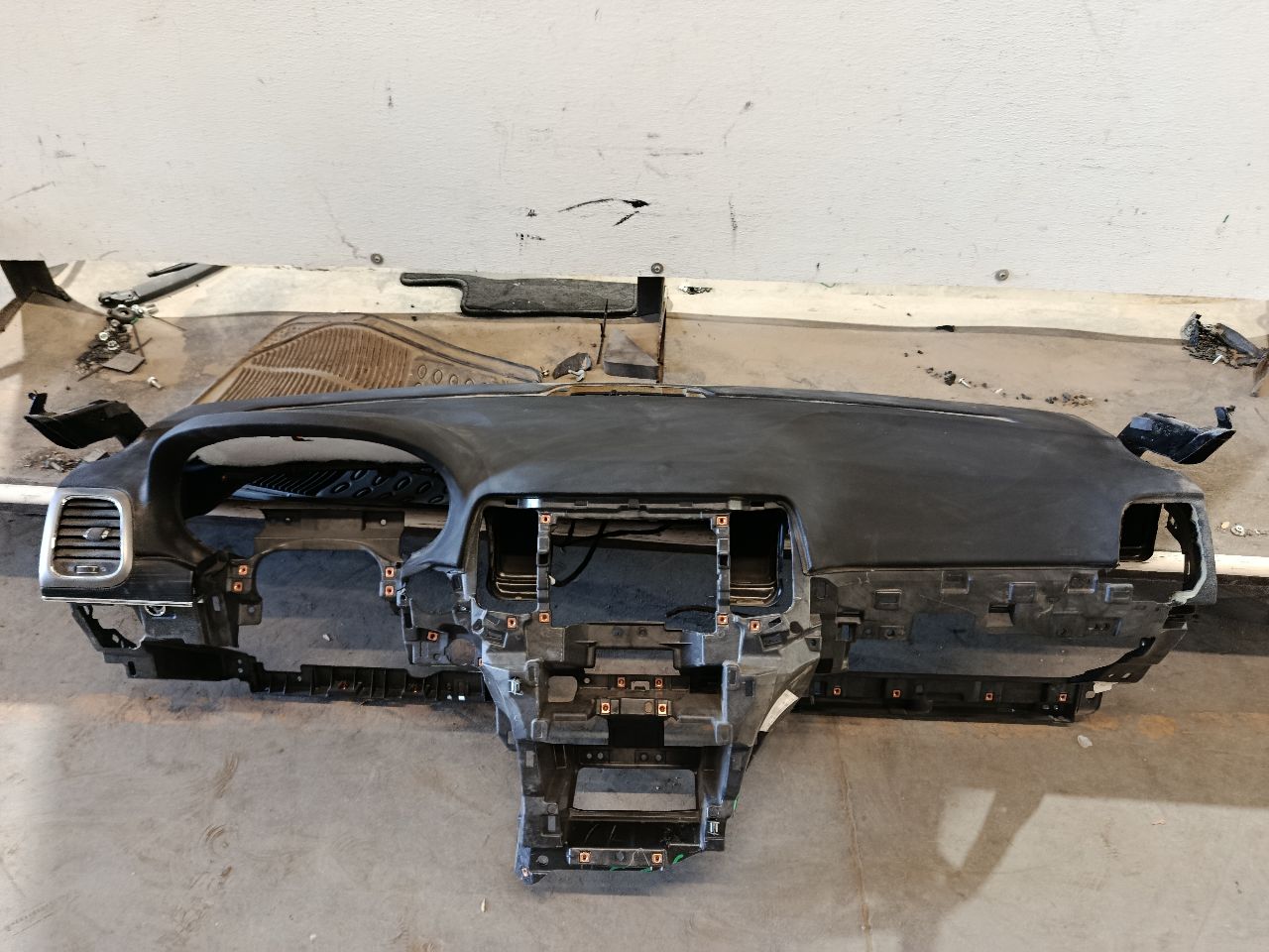 Part image 5