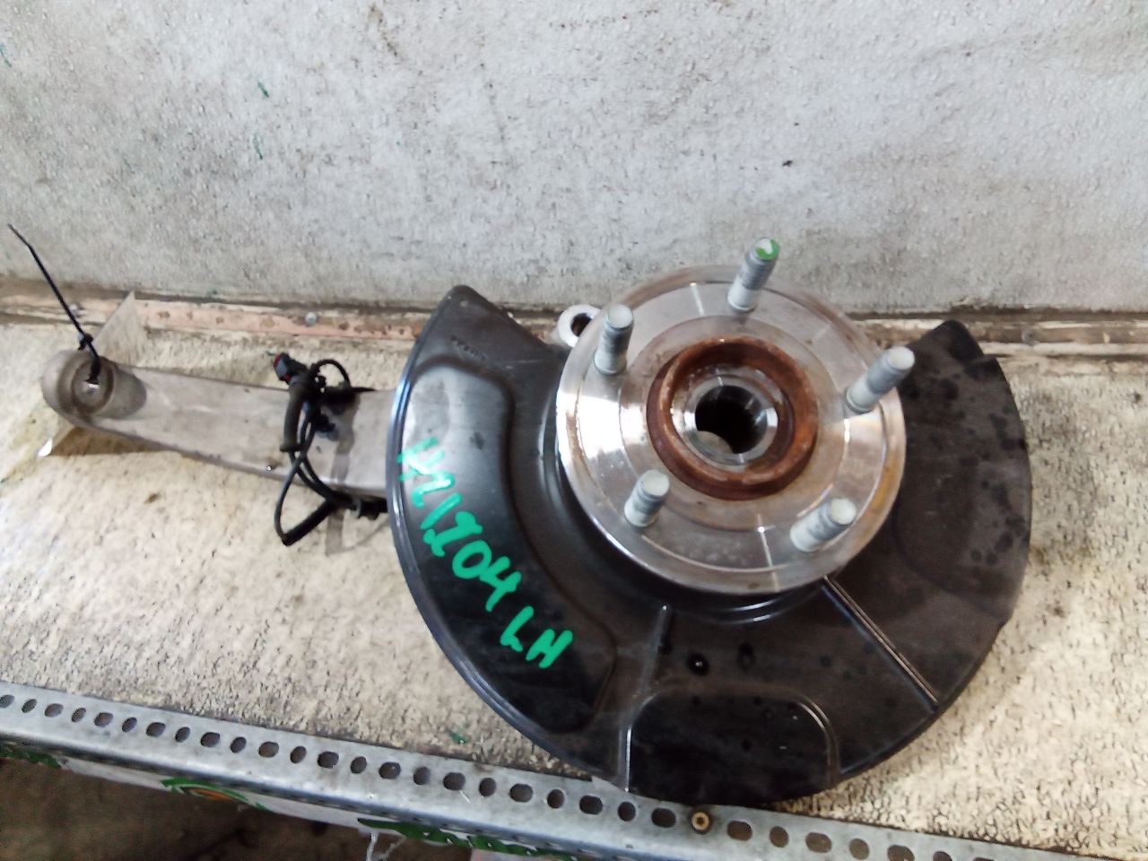 Part image 3