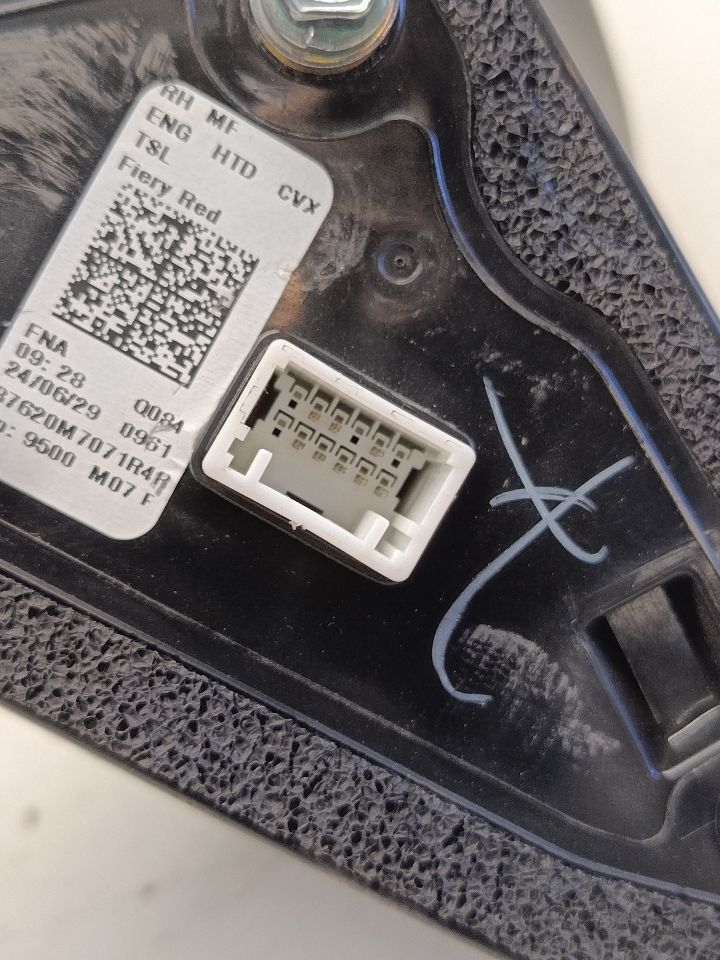 Part image 7