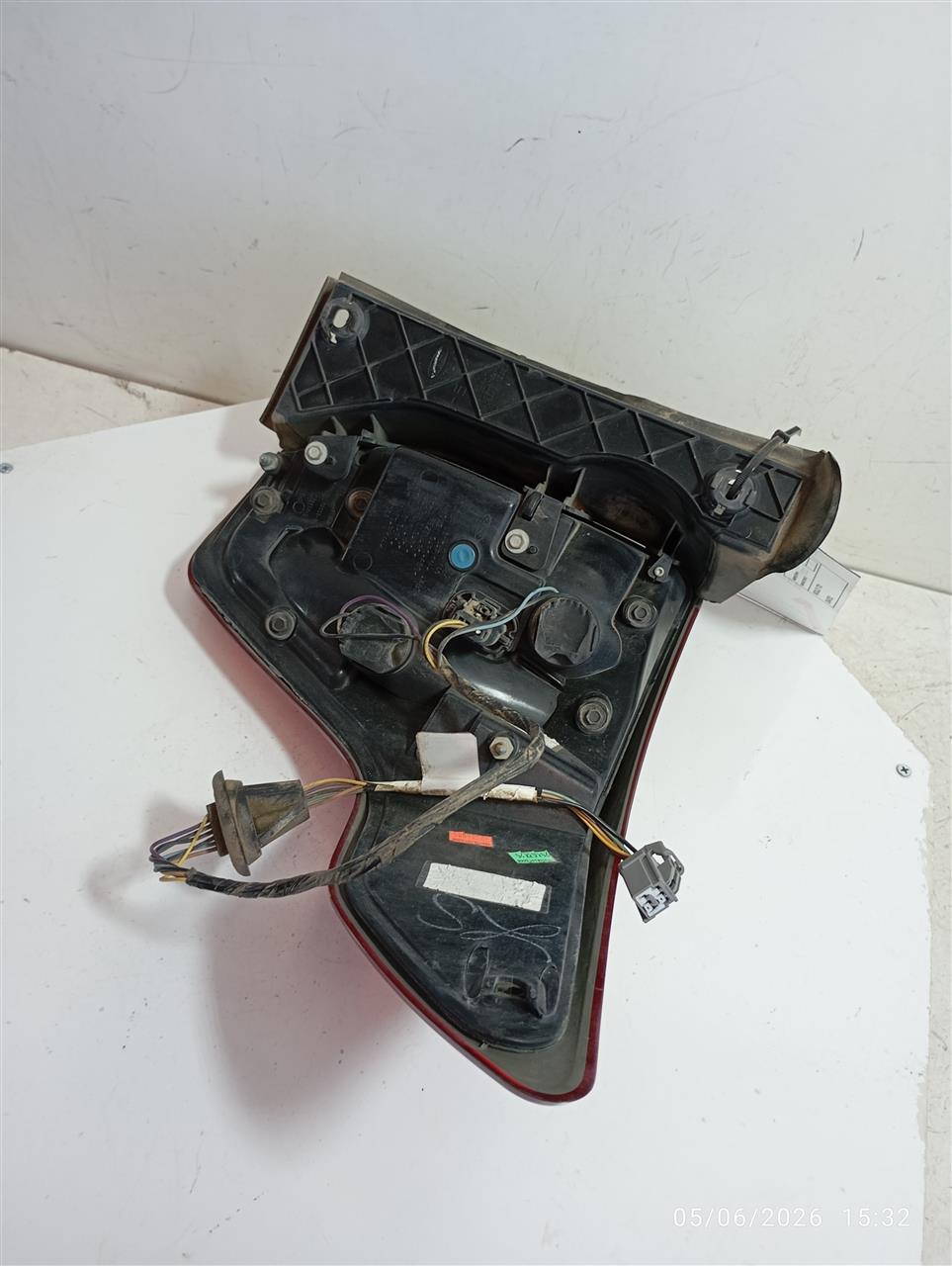 Part image 1