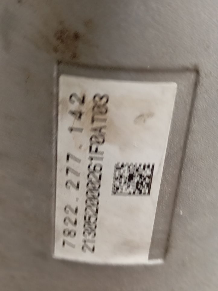 Part image 7